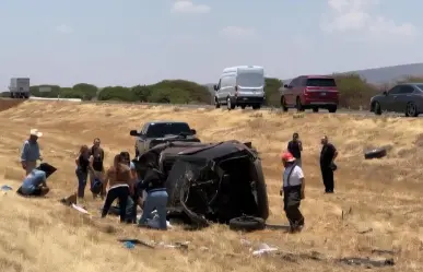 Accidente en Durango cobra la vida de niña y adulta originarias de Texas