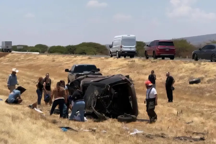 Accidente en Durango cobra la vida de niña y adulta originarias de Texas