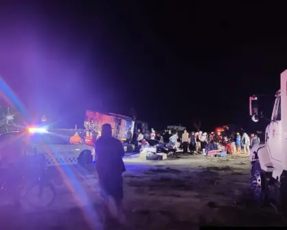 Volcadura de autobús en Matehuala deja 2 muertos y 17 heridos