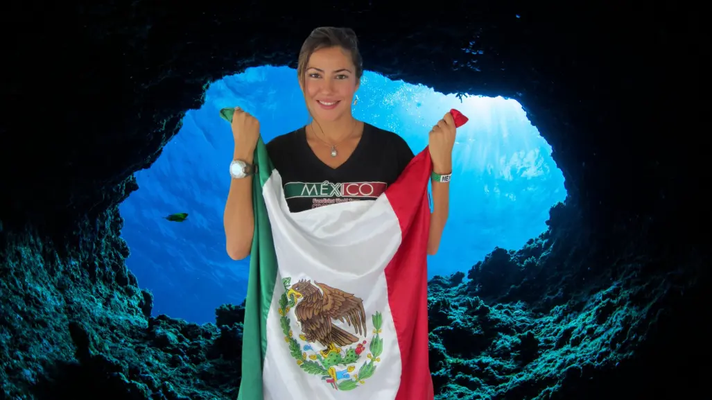 De Baja California Sur para el mundo: Estrella Navarro rompe récords bajo el mar