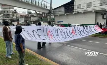 VIDEO | Estudiantes de UAEMéx bloquean Paseo Tollocan, dicen no a las clases en línea