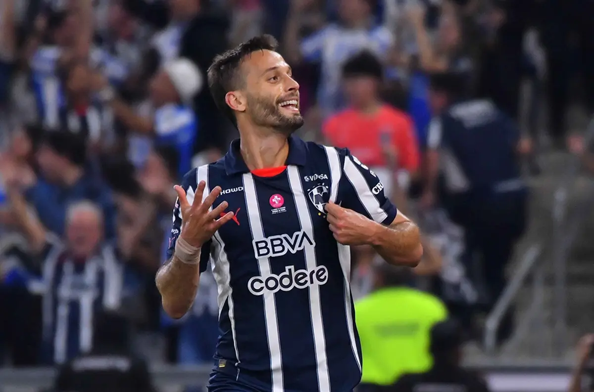 En la imagen Sergio Canales, jugador de Rayados de Monterrey. Foto: Facebook Liga BBVA MX