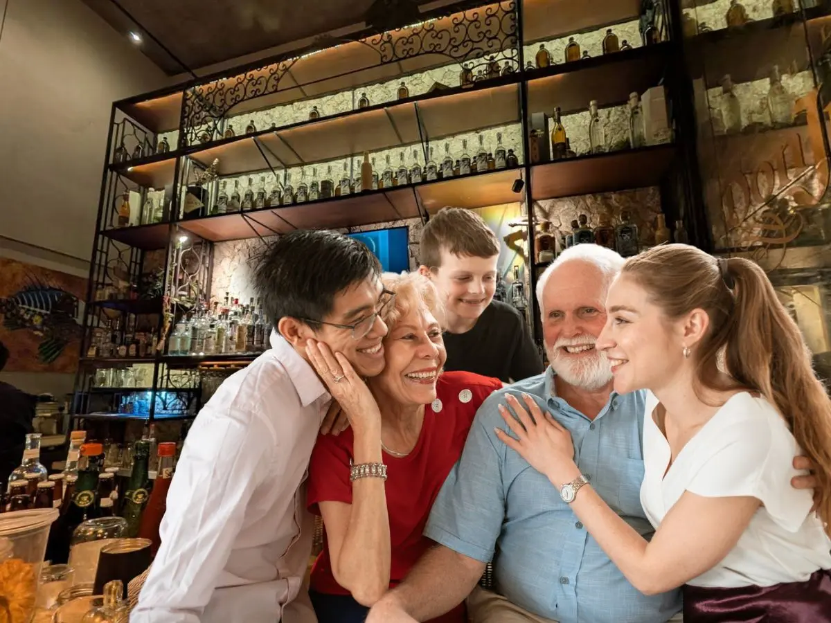Mérida cuenta con muchas opciones de restaurantes para celebrar el Día del Padre pero elegimos tres para disfrutar ese momento especial en familia.- Fuente Em Siegel y Canva