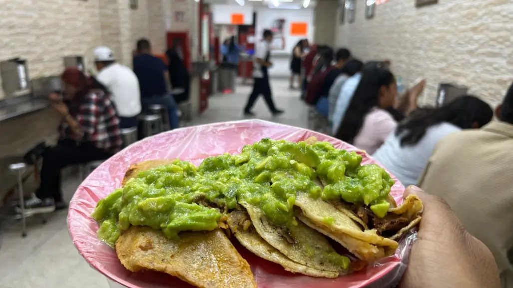Tacos de canasta Los Especiales: el sabor emblemático del centro de CDMX recomendado por Michelin