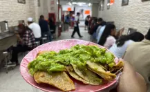 Tacos de canasta Los Especiales: el sabor emblemático del centro de CDMX recomendado por Michelin