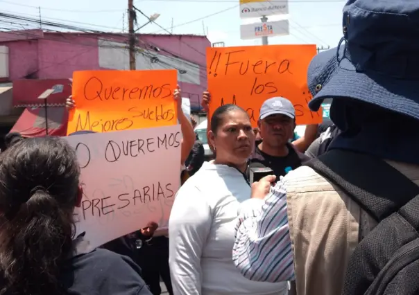 Policías bloquean la México-Puebla a la altura de Los Reyes La Paz y piden por mejoras laborales