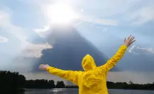 Martes caluroso pero también con lluvia para Monterrey