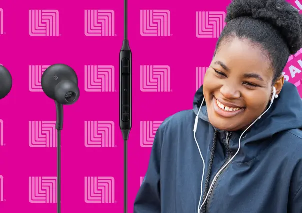 Venta Nocturna Liverpool: Audífonos Samsung por menos de 600 pesos