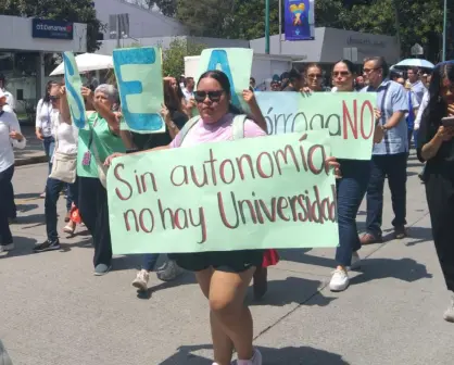 Académicos protestan contra la prórroga del rector de la UV en Veracruz