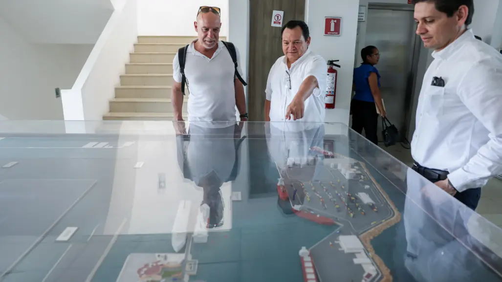 Ejecutivos de Fincantieri visitan el Puerto de Altura de Progreso, Yucatán por primer vez