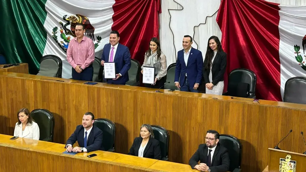 Congreso de Nuevo León firma convenio con la UANL para profesionalizar a servidores públicos