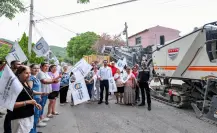 David de la Peña da banderazo de arranque a rehabilitación en Lomas de El Cercado