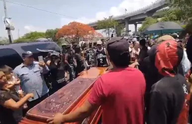 Despiden a repartidor asesinado en Temixco, Morelos, entre gritos de justicia