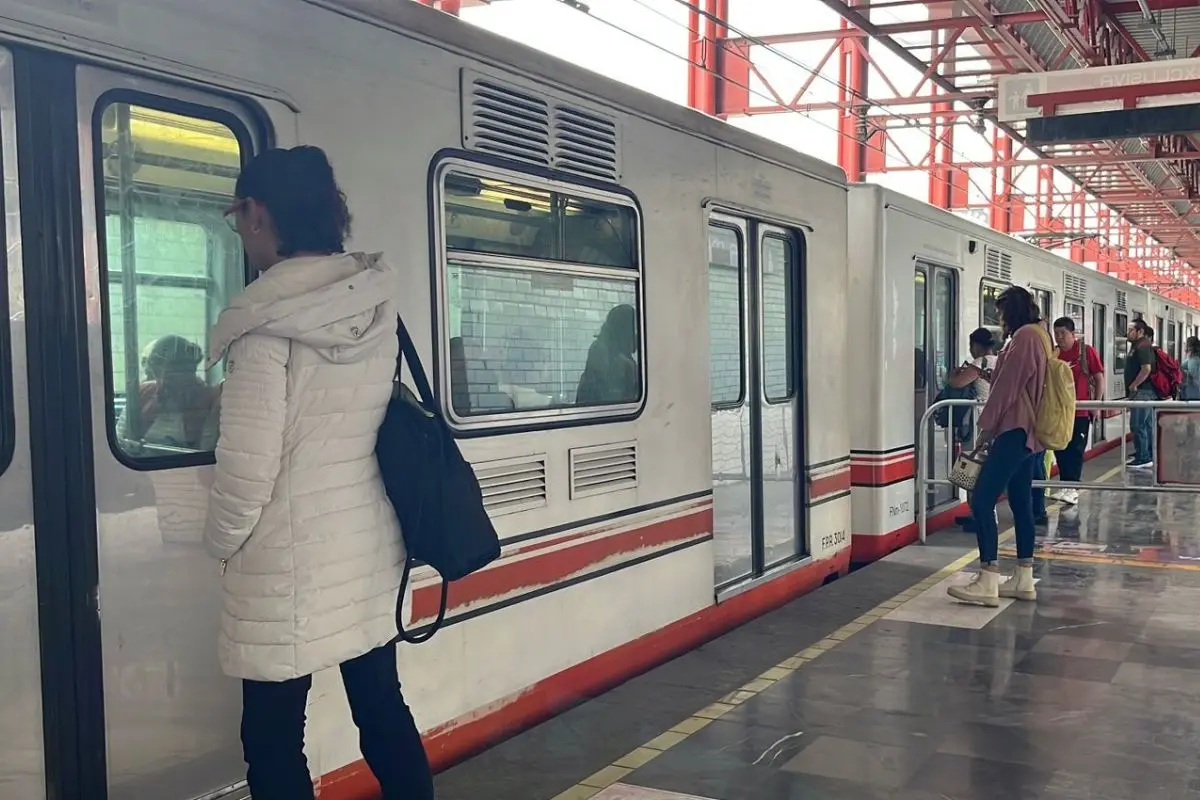 Línea A del Metro CDMX. Foto: Laura Ávila