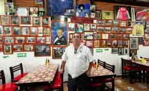 “El Rincón de los Chintololos”: el restaurante de CDMX que resguarda un mítico traje de José José