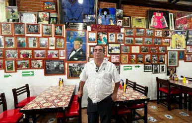 "El Rincón de los Chintololos": el restaurante de CDMX que resguarda un mítico traje de José José
