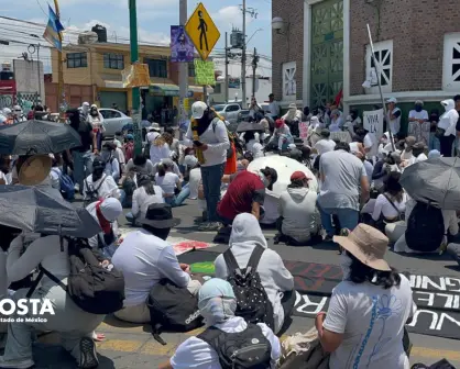 VIDEO | Estudiantes de la UAEMéx marchan en silencio para exigir atención a demandas