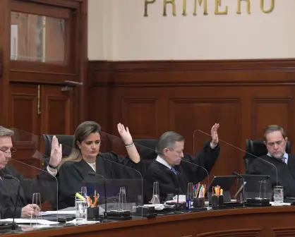 Morena presenta iniciativa para eliminar uso obligatoria de toga en SCJN