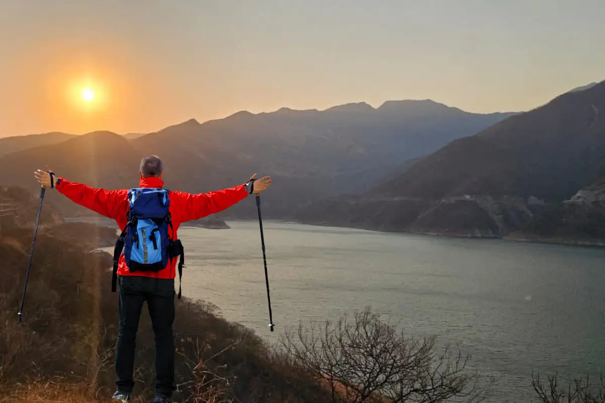El cerro El Vigía en La Yesca, Nayarit, es el más alto en el estado, tiene 2 mil 760 metros sobre el nivel del mar. Foto: Turismo y Difusión La Yesca | Canva