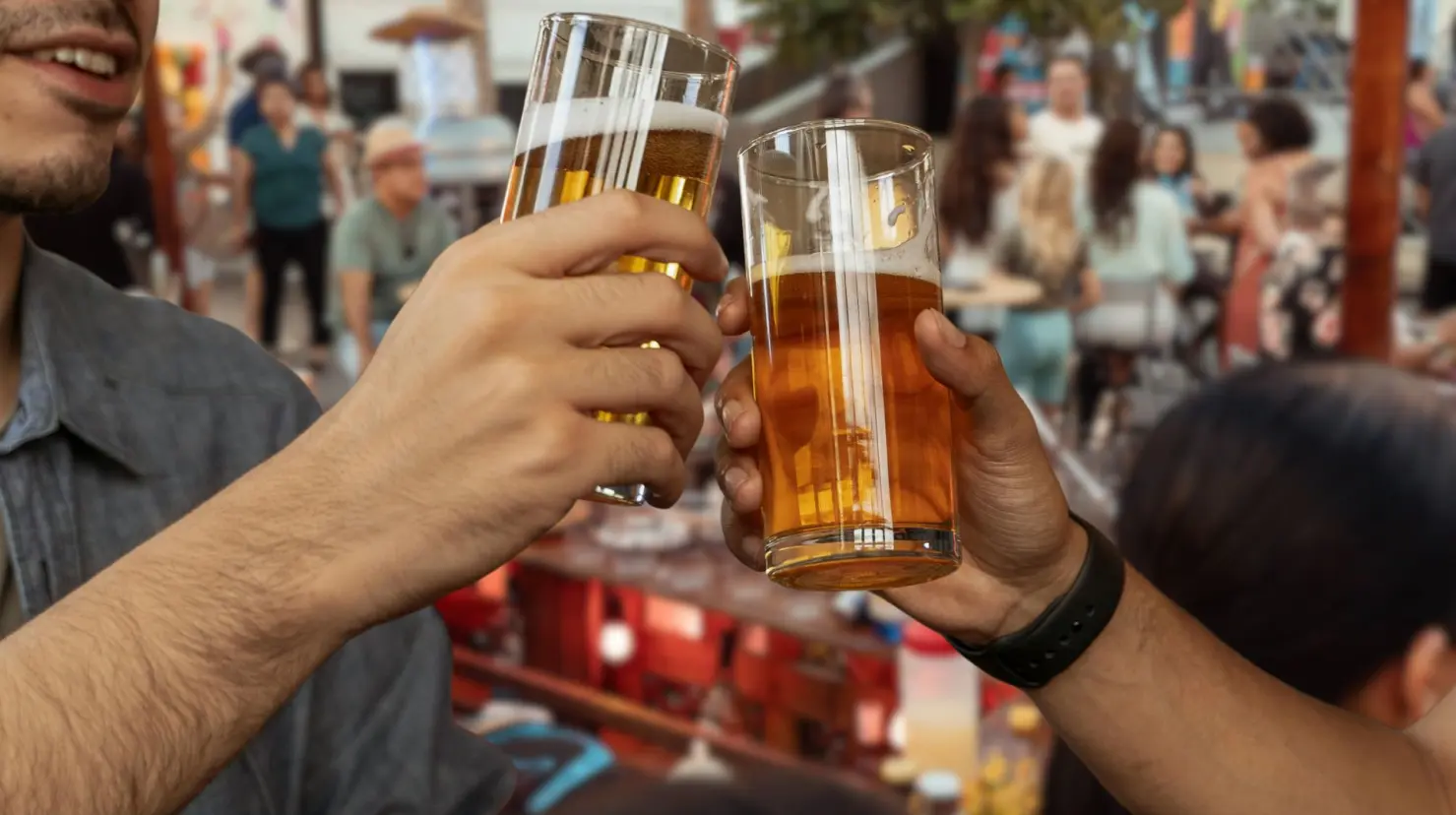 Foto: Facebook / SanjoseBeerfest | Foto: Biblioteca Canva
