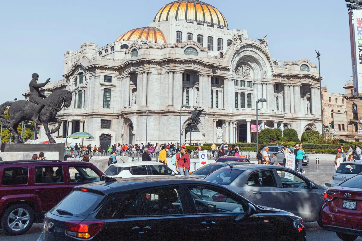 Avenida Juárez en CDMX. Foto: Canva