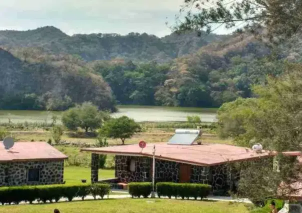 Descubre las bellezas naturales en esta laguna escondida en Colima