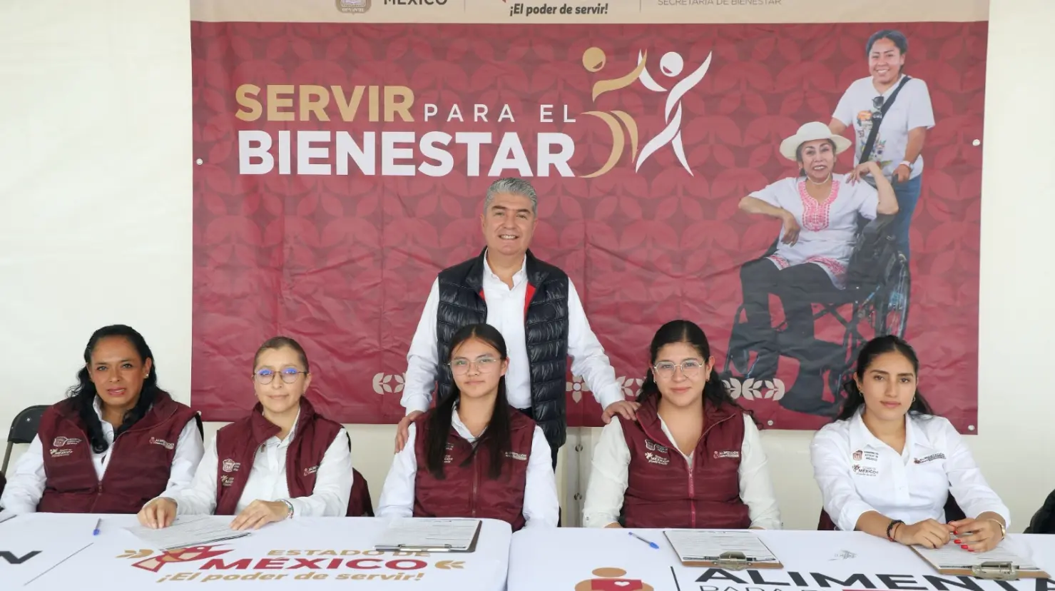 Más de dos mil mujeres en 14 municipios del Estado de México recibieron su tarjeta del programa Mujeres con Bienestar. Imagen: GEM Imagen: GEM