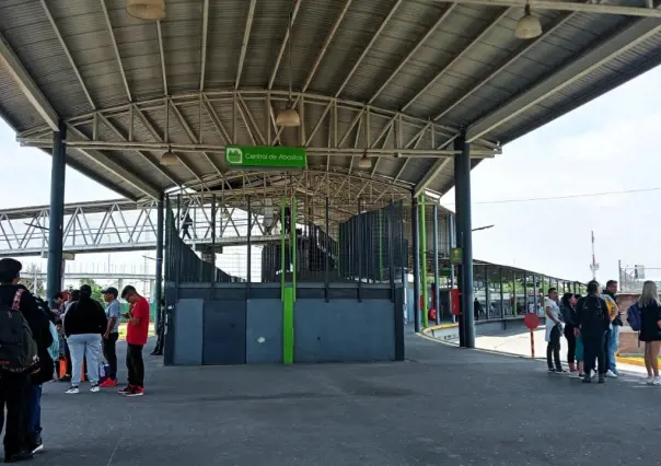 Bloqueo en Ecatepec paraliza dos líneas del Mexibús: activan rutas provisionales ante afectación