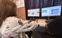 Abuelita aprende computación a sus 72 años en el Centro Comunitario Topo Chico