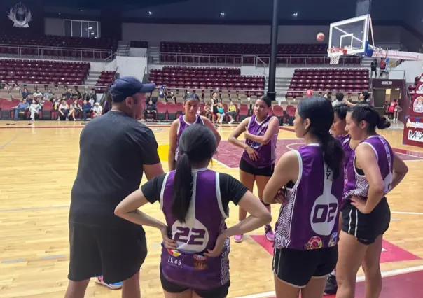 El colegio de Durango que reunió a más de 500 jóvenes jugando básquetbol
