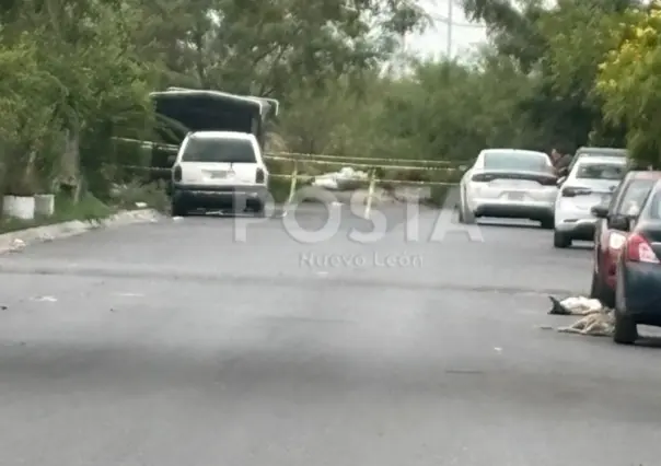 Encuentran cuerpo emplayado en terreno baldío de Apodaca
