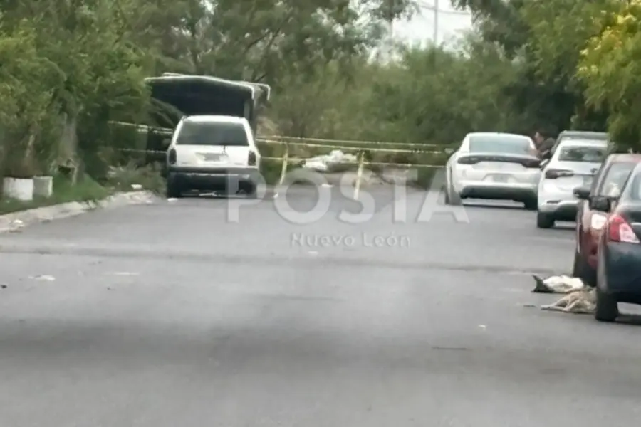 Encuentran cuerpo emplayado en terreno baldío de Apodaca