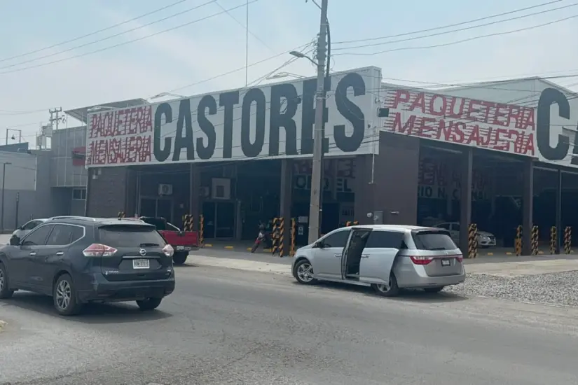 La empresa Castores con presencia en la capital de Tamaulipas se dedica al servicio de mensajería. Foto: Carlos García