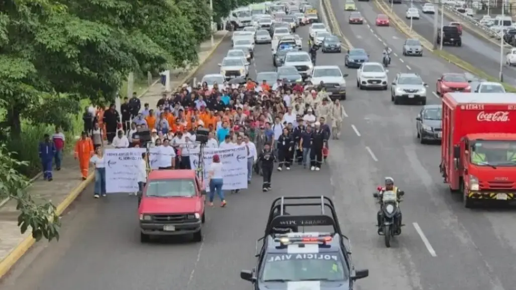 Deuda de Pemex deja 5 mil despidos y empresas quebradas en Tabasco