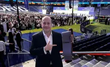 Enrique Alfaro concluye estudios en Dirección de Futbol en España