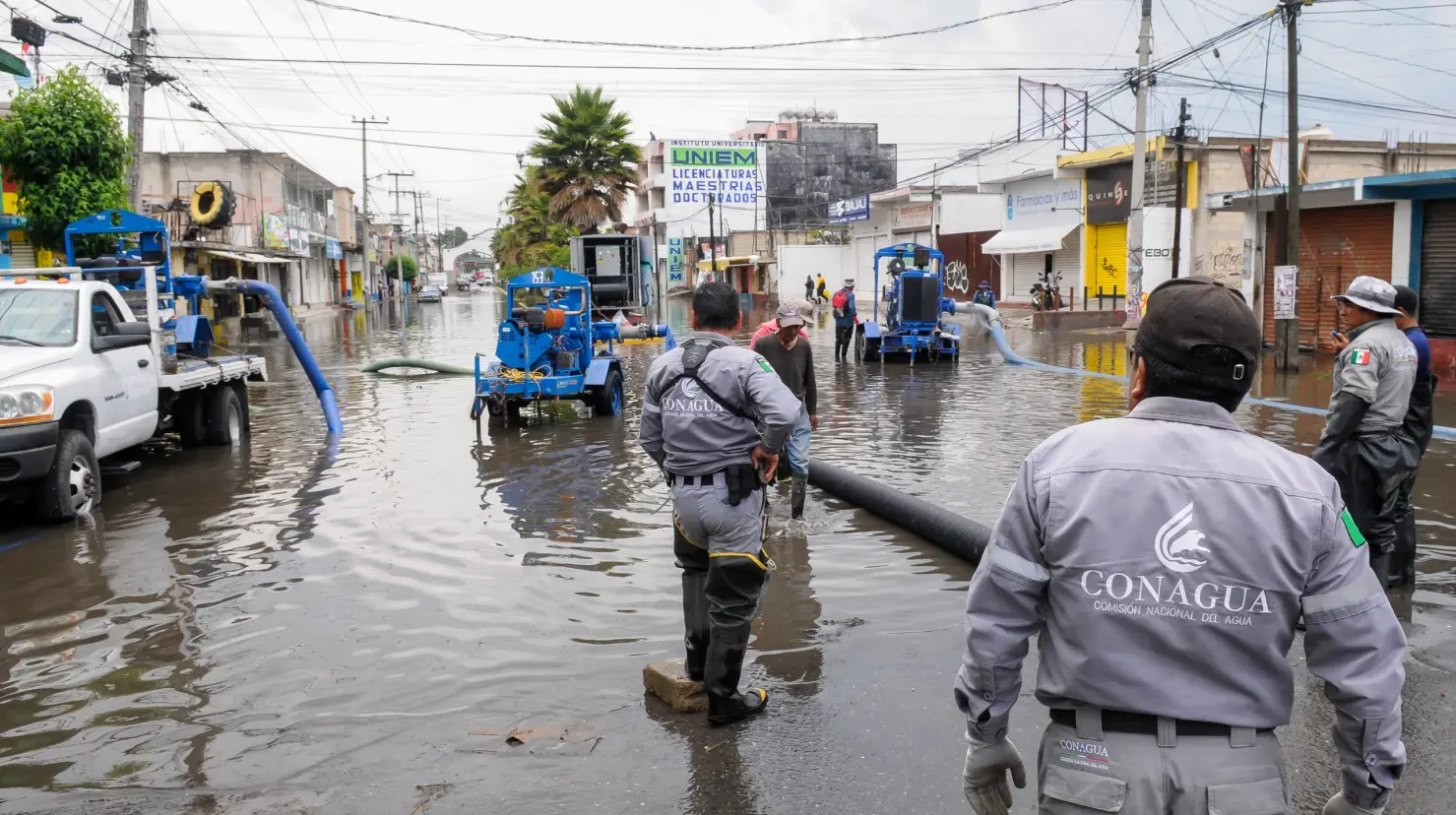 Ciudadanos reportan afectaciones por encharcamientos, baches y falta de mantenimiento en otras rutas. Imagen: GEM