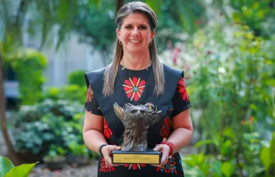 Martha Herrera recibe el premio "México en tus Manos" por su compromiso con la inclusión en Nuevo León