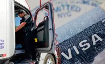 Quitan visas a traileros en puente internacional de Nuevo Laredo, por esta razón