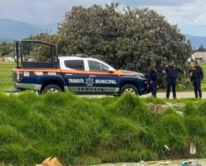 Hallan cuerpo flotando en canal de aguas negras en Temoaya