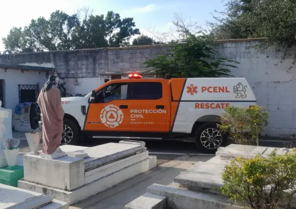 Atienden reporte por caída de persona en panteón de la zona sur de Monterrey