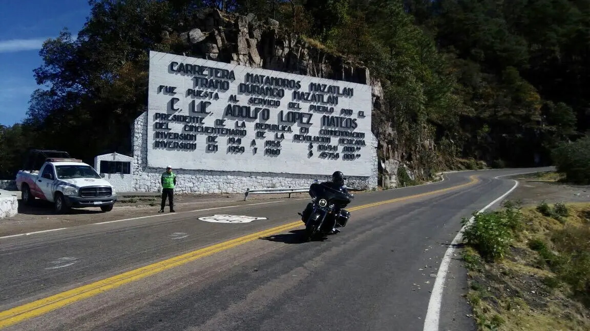 Mirador Espinazo del Diablo en la carretera libre Durango - Mazatlán | Foto: @CEPCDurango en X