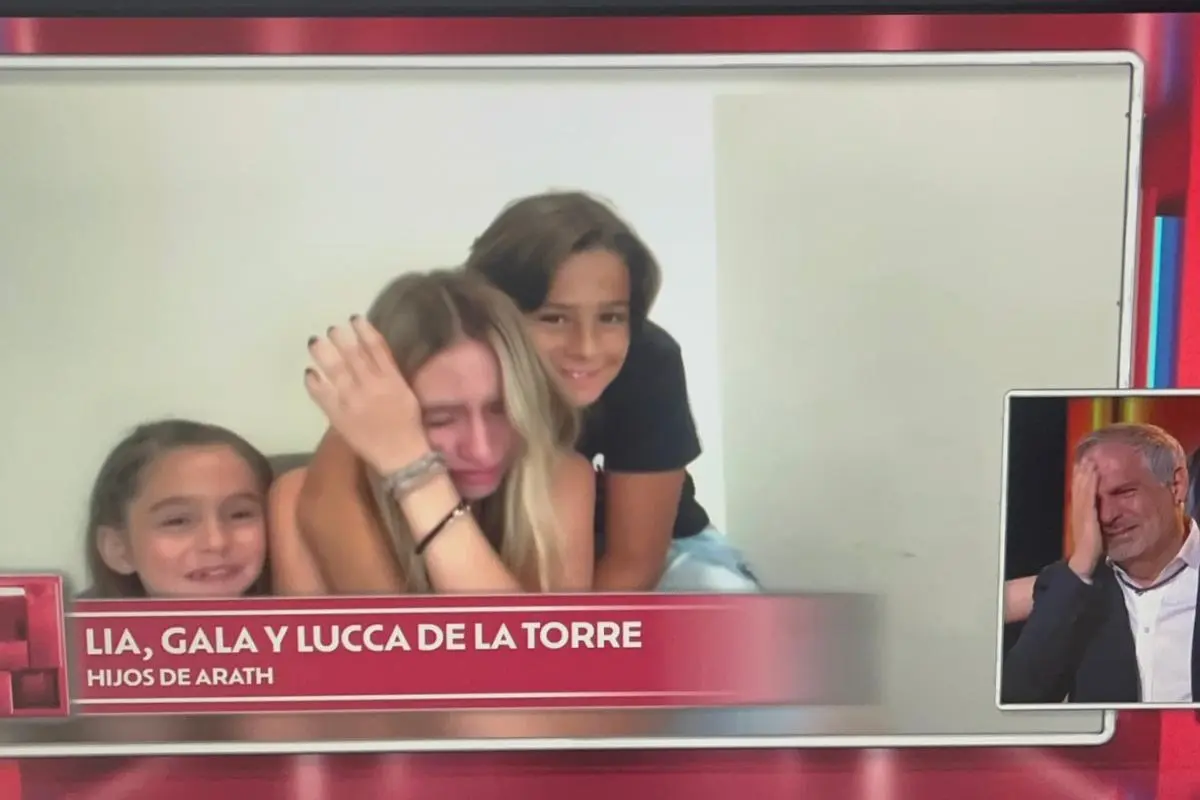 Arath de la Torre fue uno de los papás más afectados por la ausencia de sus hijos (CRÉDITOS FOTOS: Captura de pantalla de Youtube de la cuanta oficial de La casa de los Famosos México)