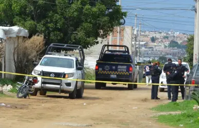 Entregan cuerpo de joven desaparecido en ataúd frente a casa de su madre en León, Guanajuato