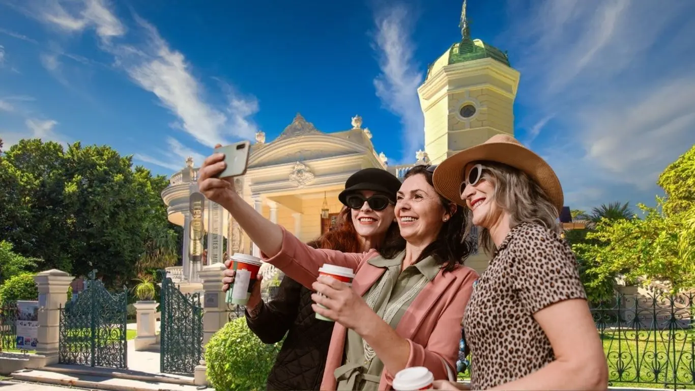 ¿Qué zonas de Mérida están más gentrificadas?. Foto: Canva / Hotel La Misión Fray Diego