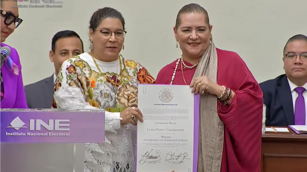 INE entrega de constancias a nuevos integrantes de la SCJN