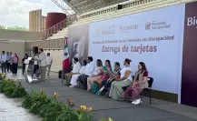 Entregan tarjetas de Pensión del Bienestar a personas con discapacidad en Yucatán 