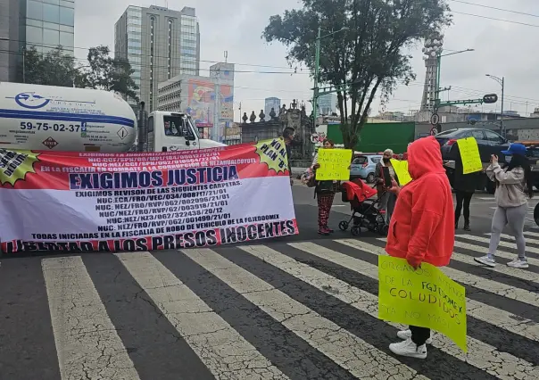 Por fabricación de delitos, habitantes de Nezahualcóyotl cierran Eje Central en CDMX