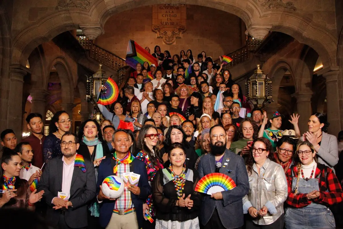 La jefa de Gobierno, Clara Brugada durante la presentación de las actividades en conmemoración del mes del orgullo LGBT. Foto: X (@CulturaCiudadMx)
