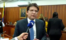 Miguel Uribe, precandidato de Colombia víctima de atentado, es operado por sangrado interno