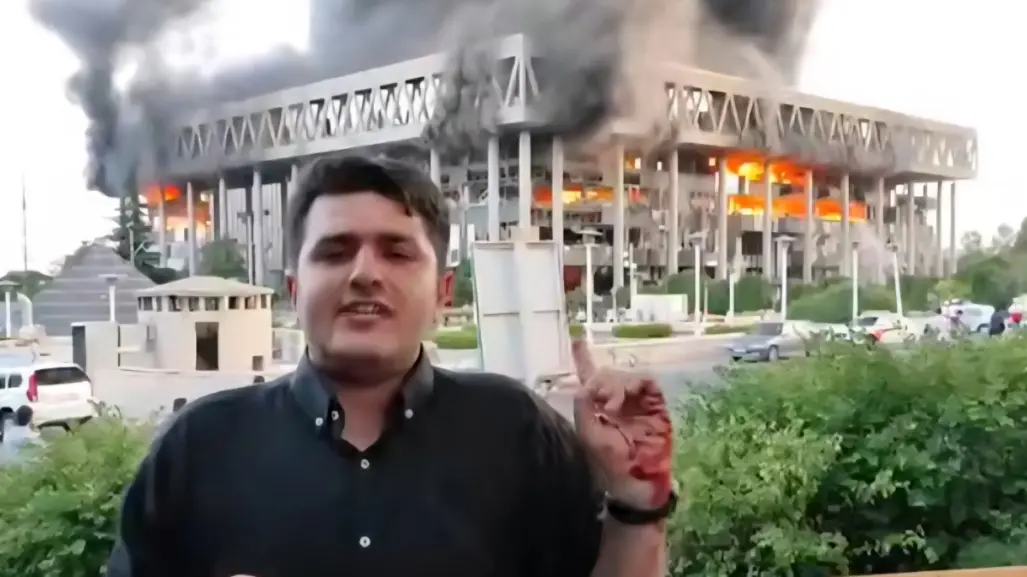 VIDEO | Captan en vivo la caída de un misil israelí durante noticiero en Irán